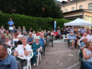 Pont, 12 luglio: Cantando sotto le stelle in … immagini