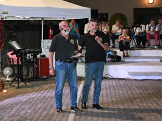 Pont, 12 luglio: Cantando sotto le stelle in … immagini