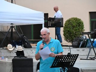 Pont, 12 luglio: Cantando sotto le stelle in … immagini
