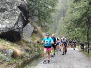 Aspettando la Festa di domani al Santuario: 58 podisti hanno partecipato questa sera alla gara Campiglia-San Besso (+ immagini pregara da S. Besso)