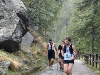 Aspettando la Festa di domani al Santuario: 58 podisti hanno partecipato questa sera alla gara Campiglia-San Besso (+ immagini pregara da S. Besso)