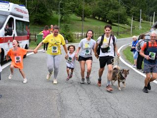 Valprato Soana 17 agosto 2026: tutte le immagini della 8a Stravalprato Color Run